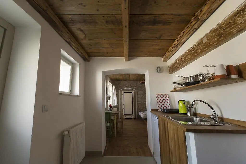 Plitzner Belvarosi Apartmanhaz Eger Apartment